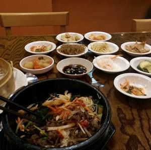 Meet your Posher, Dennis